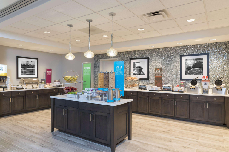 Public Area 2, Hampton Inn & Suites Chicago Schaumburg, Cook