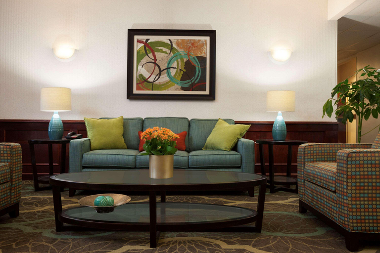 Public Area 2, Super 8 by Wyndham Aurora/Naperville Area, Dupage