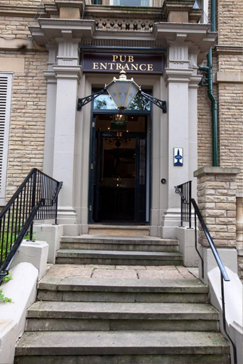 Public Area 3, Belmore, Trafford