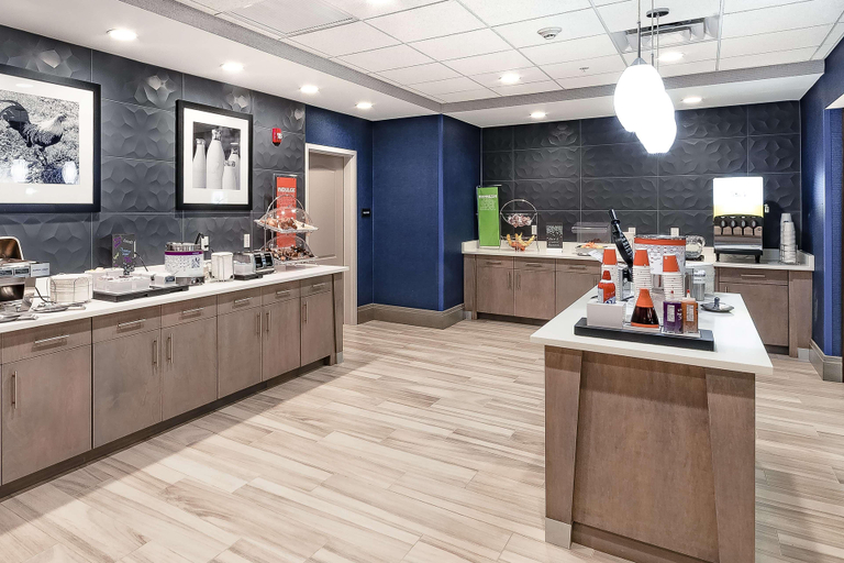 Public Area 2, Hampton Inn Lockport - Buffalo, Niagara