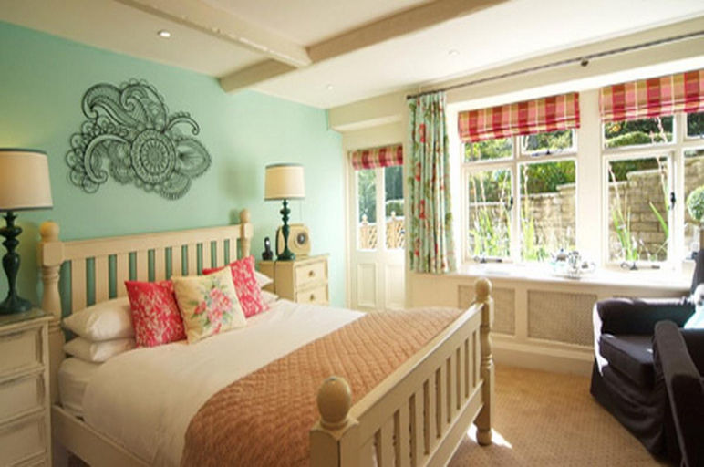 Bedroom 2, Shibden Mill Inn, Calderdale