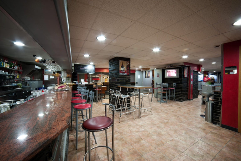 Food & Drinks 3, Apartaments Turistics Manzano, Pyrénées-Orientales