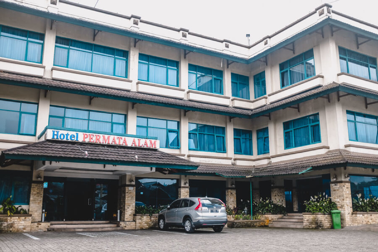 Exterior & Views, Reddoorz Plus @ Hotel Permata Alam, Bogor