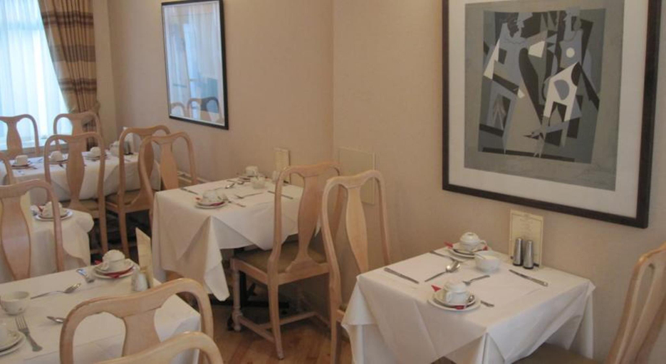 Food & Drinks 5, Mabledon Court Hotel, London