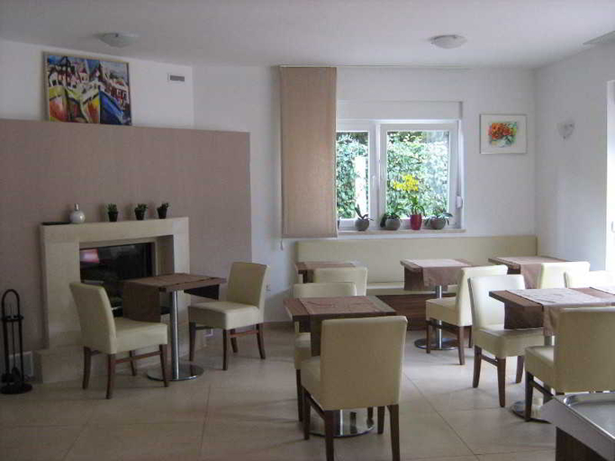 Food & Drinks 5, Villa Karda Residence, Poreč