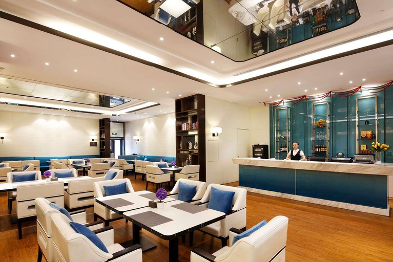 Food & Drinks 5, Ramada Encore Wuhan, Wuhan