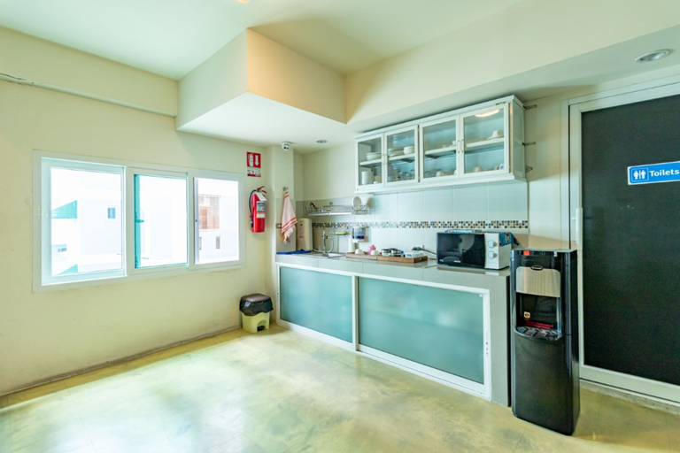 Public Area 2, Sleep Dee Hostel by ZUZU, Khlong Toey