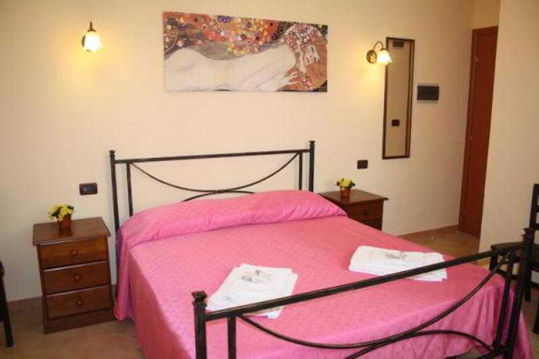 Bedroom 5, B&B Ines, Messina