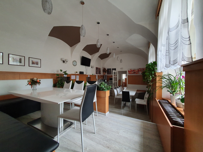 Others 5, Hotel Jana / Pension Domov Mladeze, Praha 2