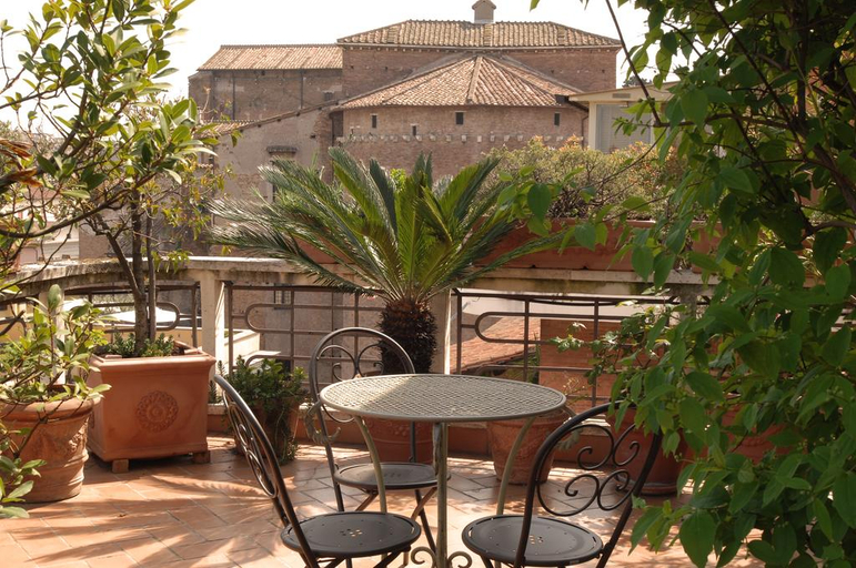 Public Area 3, Hotel Lancelot, Roma