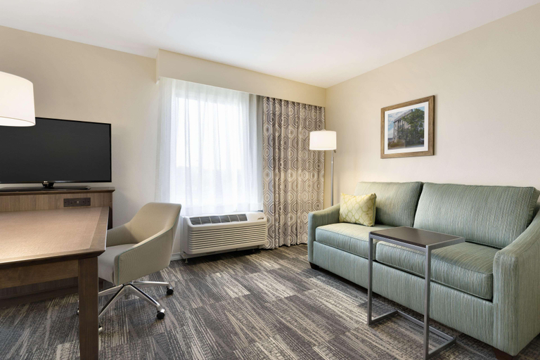 Bedroom 3, Hampton Inn Niles/Warren, Trumbull