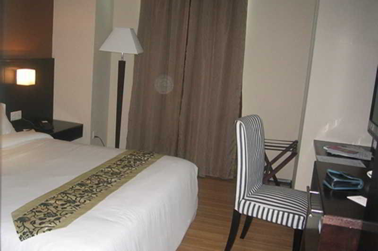 Bedroom 1, Tat Place Hotel, Kuala Belait