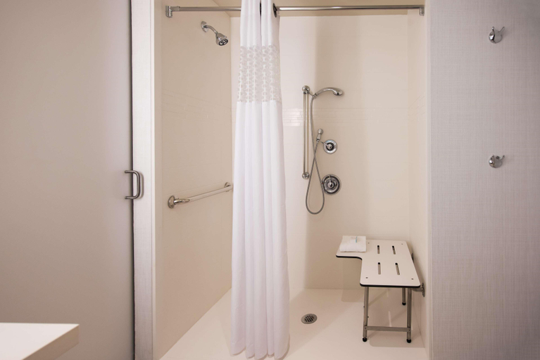 Bathroom 4, Hampton Inn & Suites Washington DC-Navy Yard, Washington D.C.