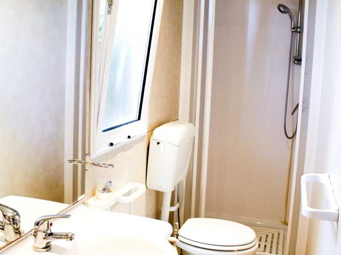 Bathroom, Camping La Focetta Sicula, Messina