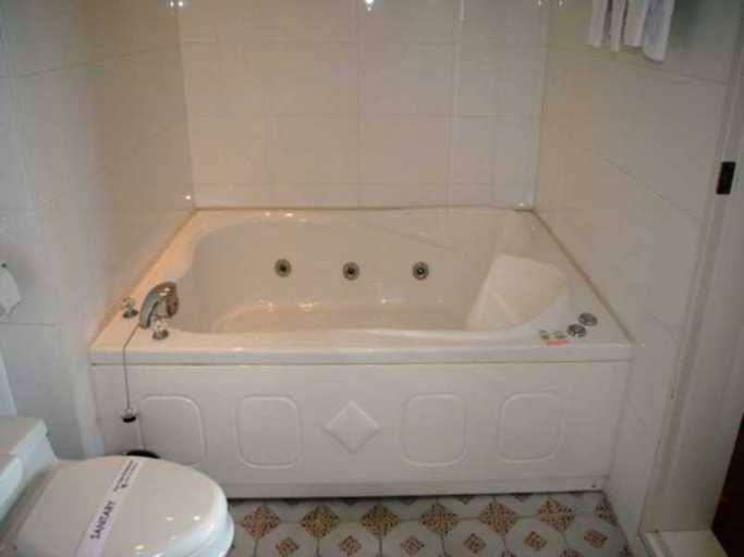 Bathroom, Blue Beach Hotel, Haeundae