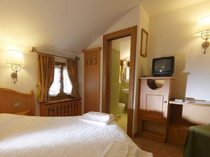Bedroom 5, Meuble Royal, Belluno