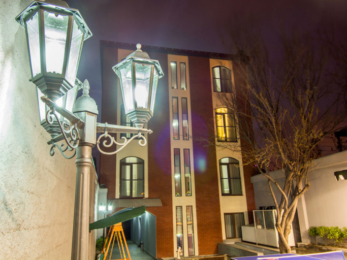Exterior & Views 2, Granada Hotel and Restaurant, Tbilisi