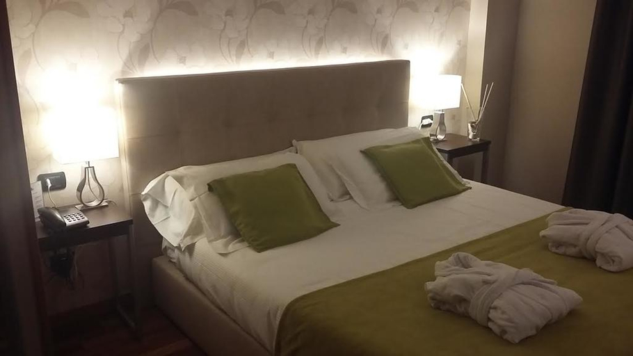 Bedroom 3, Olimpia Imola, Bologna