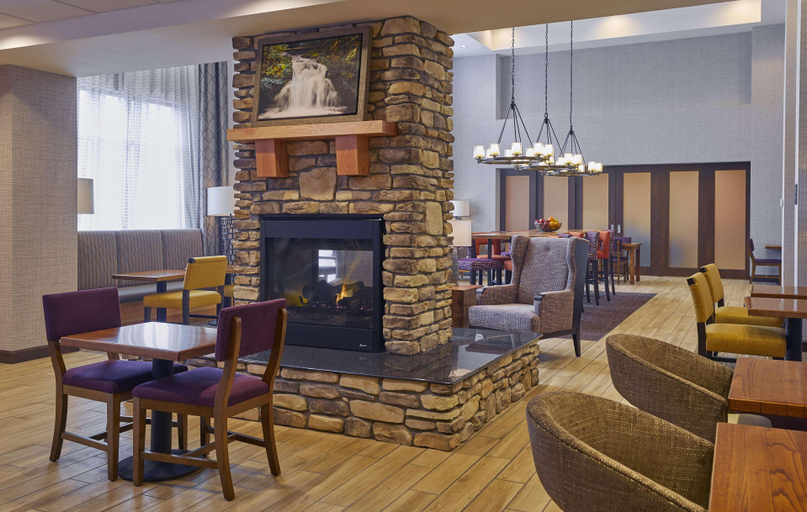 Public Area 2, Hampton Inn & Suites Roseburg, Douglas