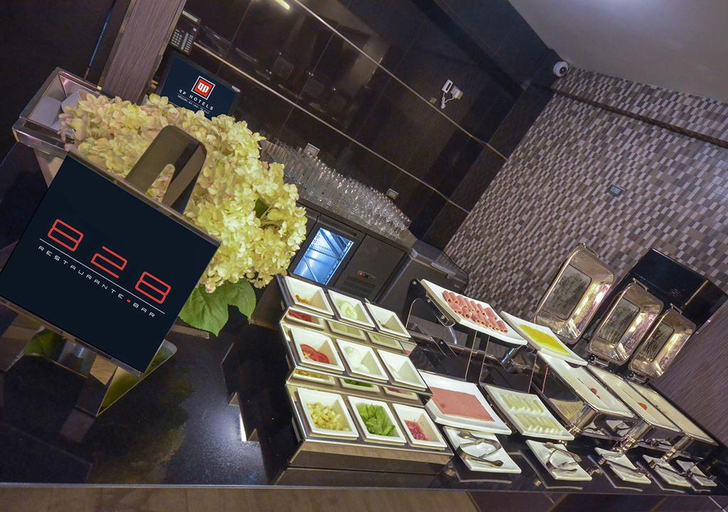 Public Area 2, qp Hotels Trujillo, Trujillo