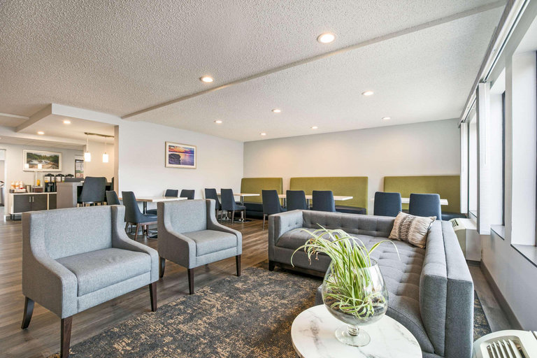 Public Area 2, Quality Inn Marquette, Marquette