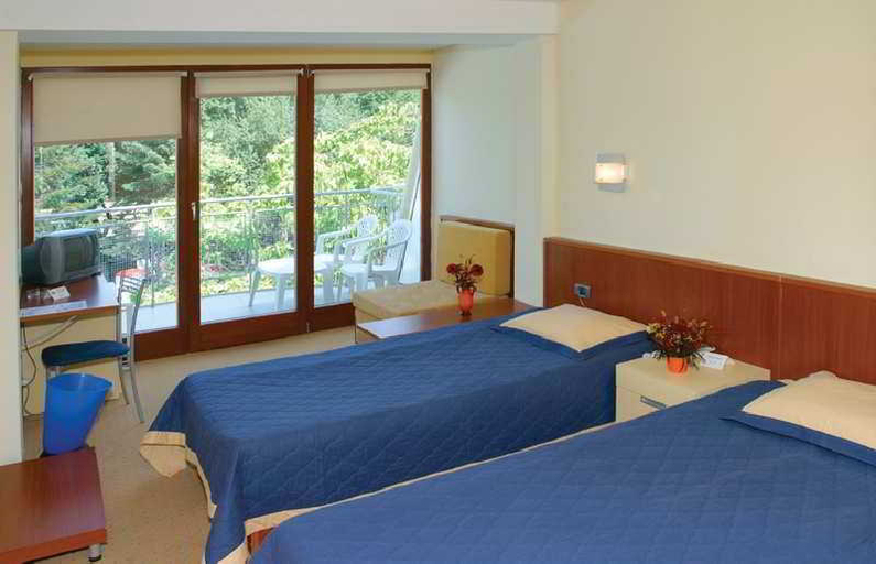 Bedroom, Koral, Varna