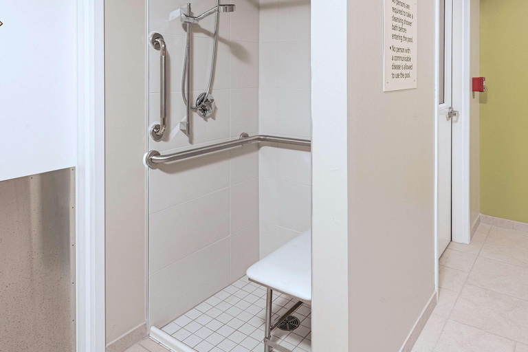 Bathroom 4, Hampton Inn Boston - Westborough, Worcester