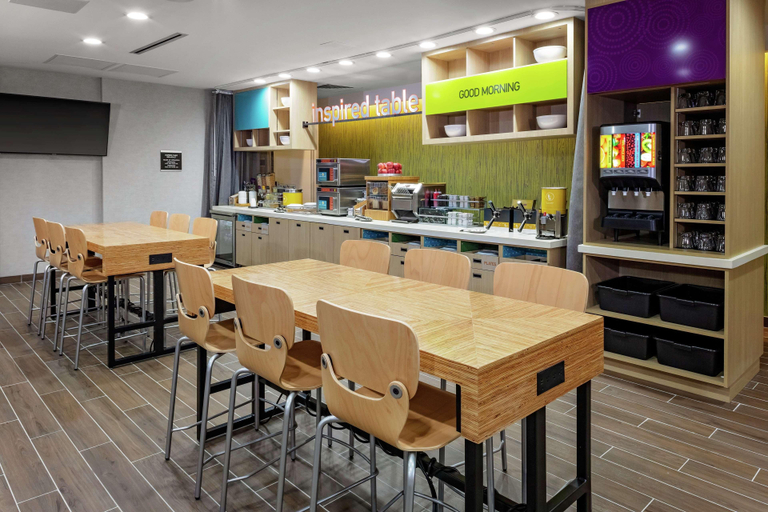 Food & Drinks 5, Home2 Suites by Hilton Rosenberg Sugar Land Area, Fort Bend