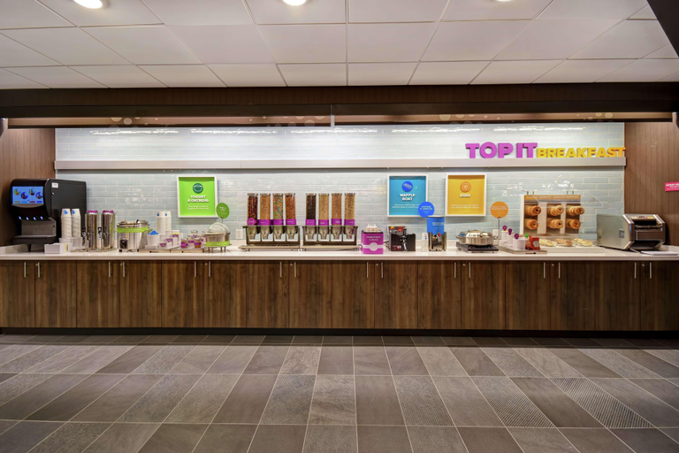Public Area 2, Tru By Hilton Denver South Park Meadows, Douglas
