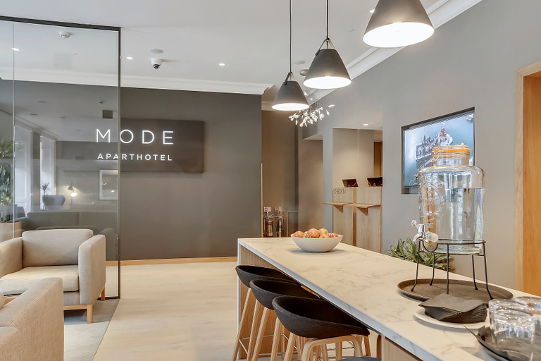 Public Area 2, Heeton Concept Aparthotel Edinburgh Queen Street, Edinburgh