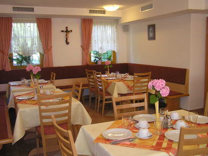 Food & Drinks 4, Turizem Loka Bed and Breakfast, Škofja Loka