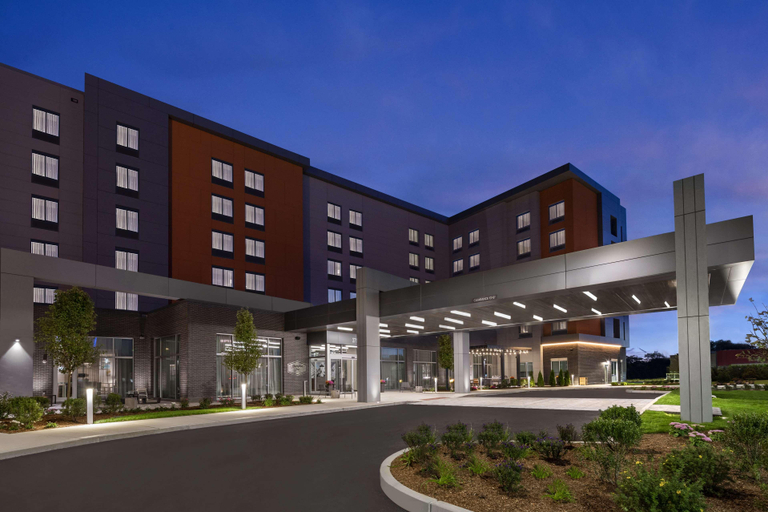Exterior & Views 1, Hampton Inn Boston Woburn, Middlesex