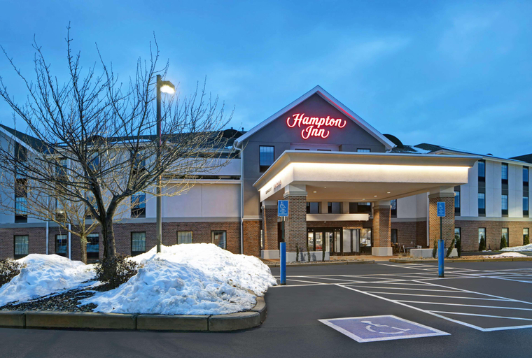 Exterior & Views 1, Hampton Inn Westfield, Hampden