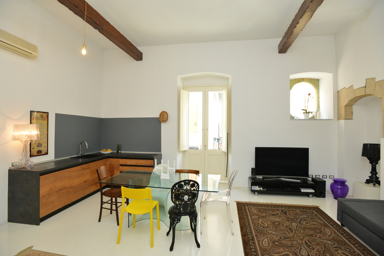 Exterior & Views, IzzHome Light, Cagliari