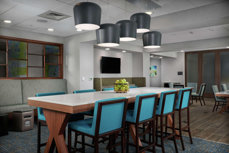 Public Area 2, Hampton Inn By Hilton Burley, Cassia