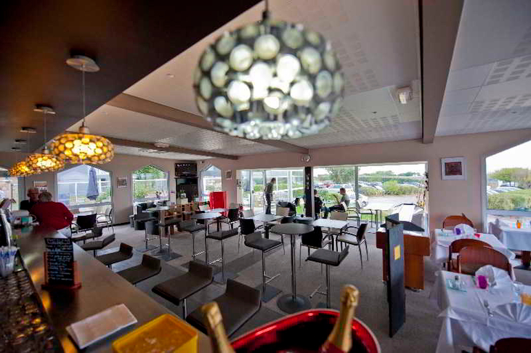 Food & Drinks 5, Golf de St Samson, Côtes-d'Armor
