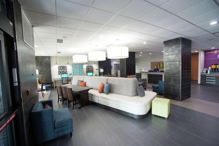 Public Area 2, Home2 Suites by Hilton Tulsa Hills, Tulsa