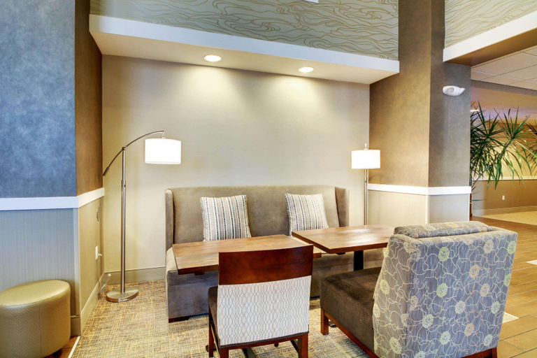Public Area 3, Hampton Inn & Suites Milwaukee West, Milwaukee