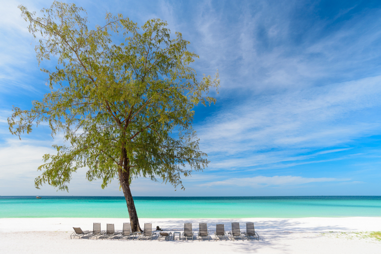 The Royal Sands Koh Rong, Botum Sakor
