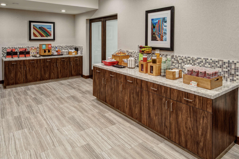 Public Area 2, Hampton Inn Cardiff Beach Encinitas, CA Near Del Mar, San Diego