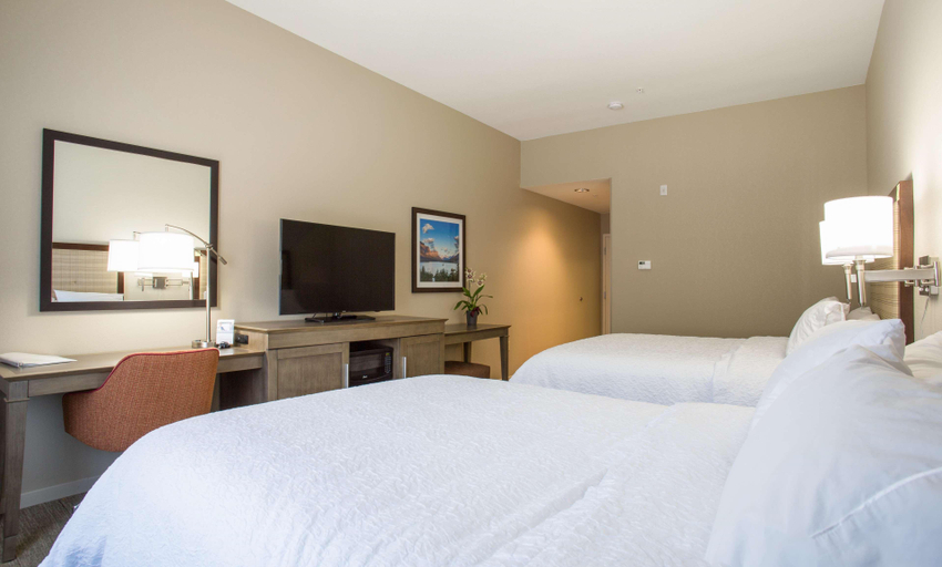 Bedroom 4, Hampton Inn & Suites Whitefish, Flathead