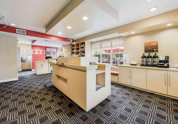 Public Area 2, Birch Hill Suites Extended Stay - Blue Ash, Cincinnati
