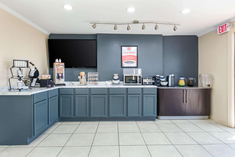 Others 5, Quality Inn & Suites Columbus West, Bartholomew