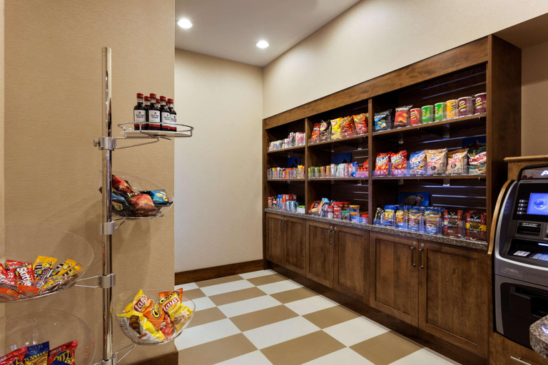 Public Area 3, Hampton Inn & Suites Clayton/St. Louis-Galleria MO, Saint Louis