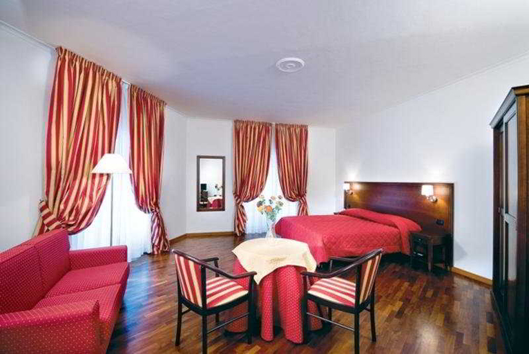Bedroom 4, Inn Rome Suites, Roma