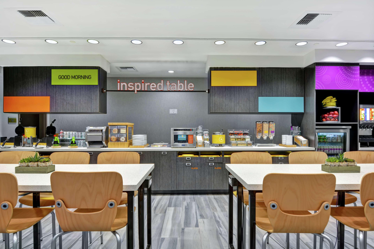 Food & Drinks 5, Home2 Suites by Hilton Springdale, Washington