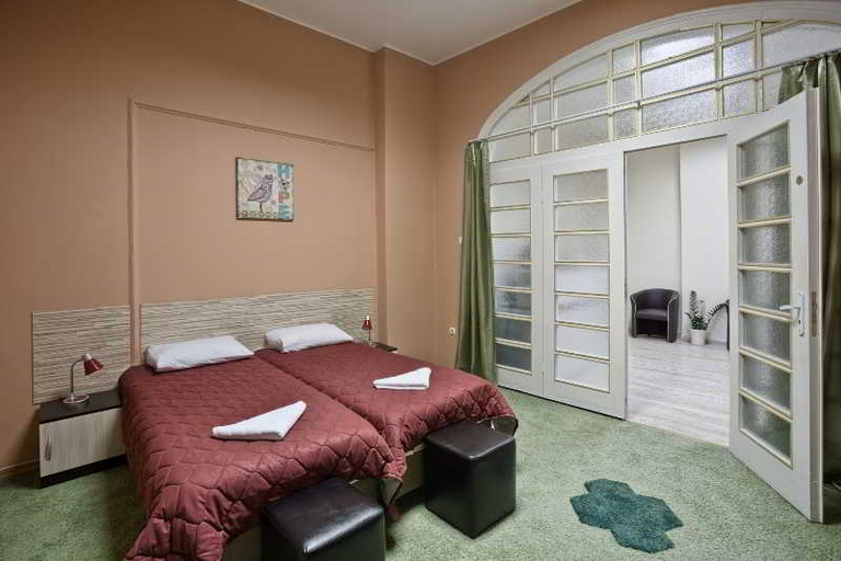 Bedroom 2, GuestHouse32, Stolichna