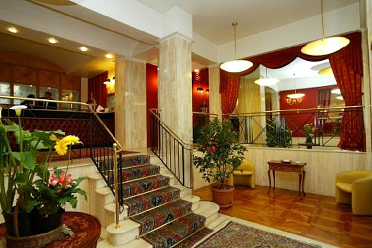 Public Area 2, Hotel Continental, Torino