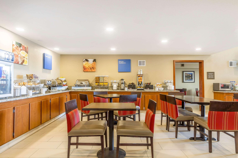 Food & Drinks 5, Comfort Inn & Suites Rocklin - Roseville, Placer