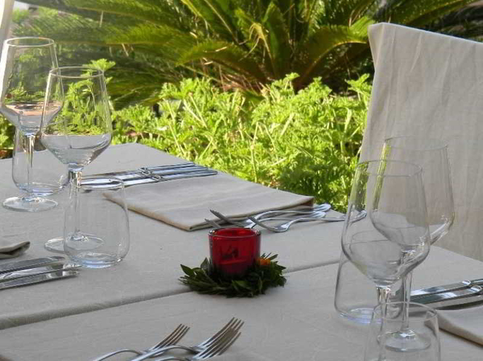 Exterior & Views 2, Is Benas Country Lodge, Oristano